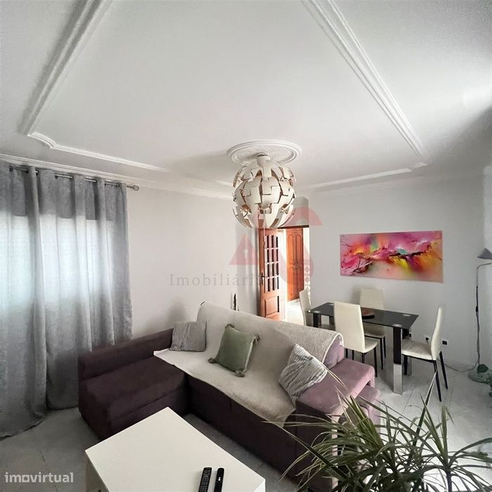 Apartamento T2 Remodelado – Pronto a Habitar em Portimão Com Licença A — Portimão, Faro
