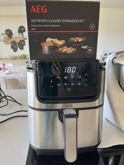 Air fryer AEG Gourmet 6 com garantia