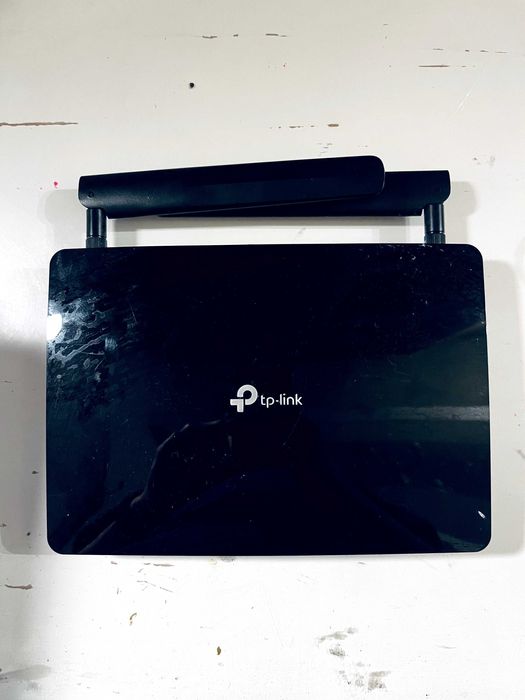 Router  Tp-Link 4G+ "Archer MR600"  + wzmacniacz sygnału.