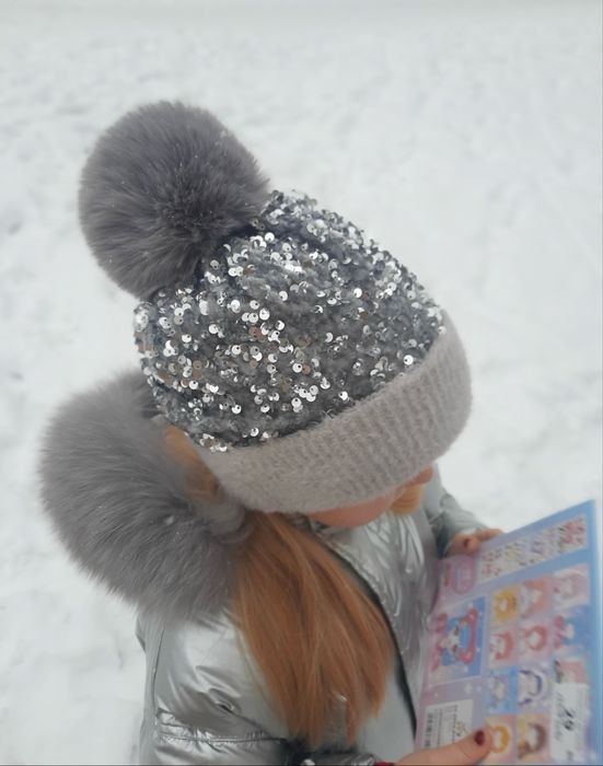 Пуховик на дівчинку