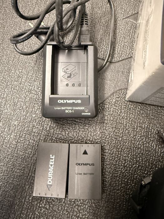 Máquina Fotográfica Olympus E-410 (C/Avaria)