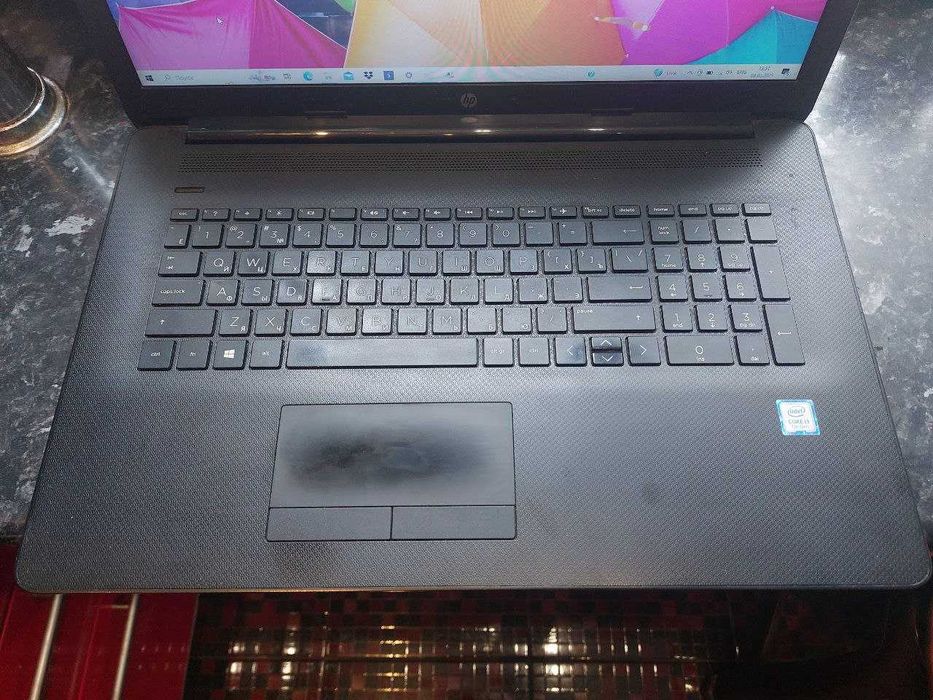 Ноутбук 17.3" HP 17-by 0173ur Core i3 7020U DDR4 4ГБ SSD 256Gb HDD 500