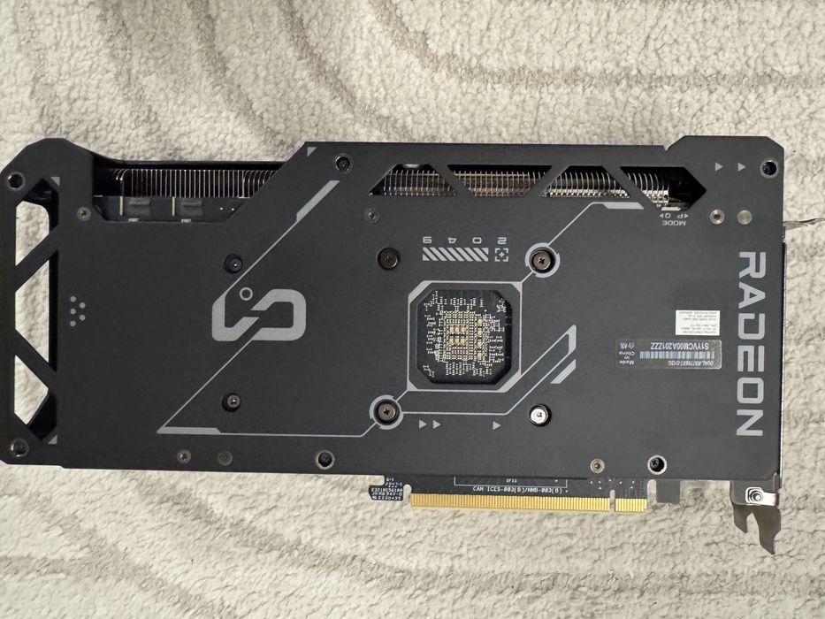 Karta graficzna ASUS Dual RX7700XT 12 GB