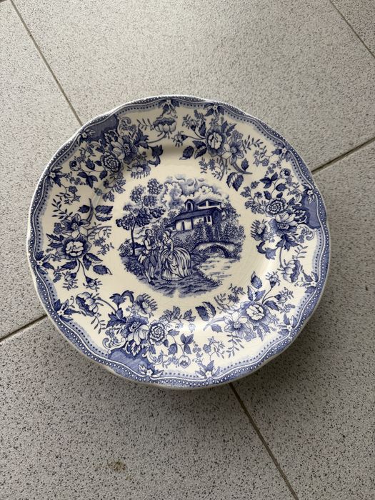 Conjunto 3 Pratos de Refeição Vintage Ironstone (estilo clássico azul e branco)