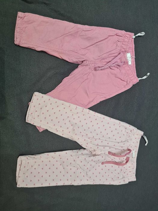 Spodnie sztruksowe dla dziewczynki w roz 68