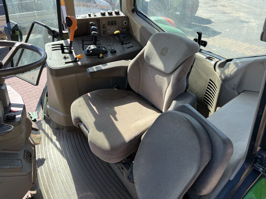 John Deere 6150M