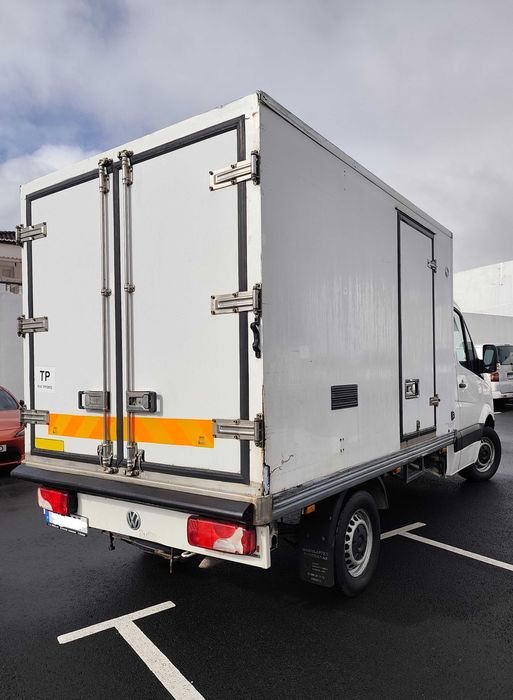 Volkswagen Crafter 2.0TDI c/caixa isotérmica 2013