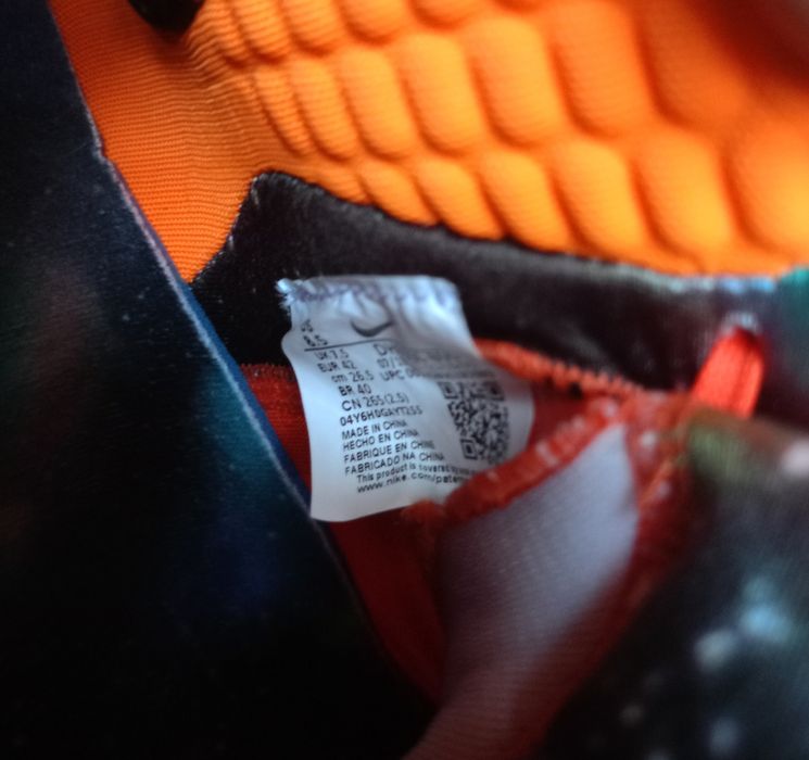 Nike, rozmiar 42.
