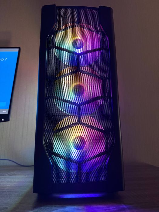 Игровой компьютер ryzen 5 16ddr4 240ssd 500hdd b450 MSI 5600xt