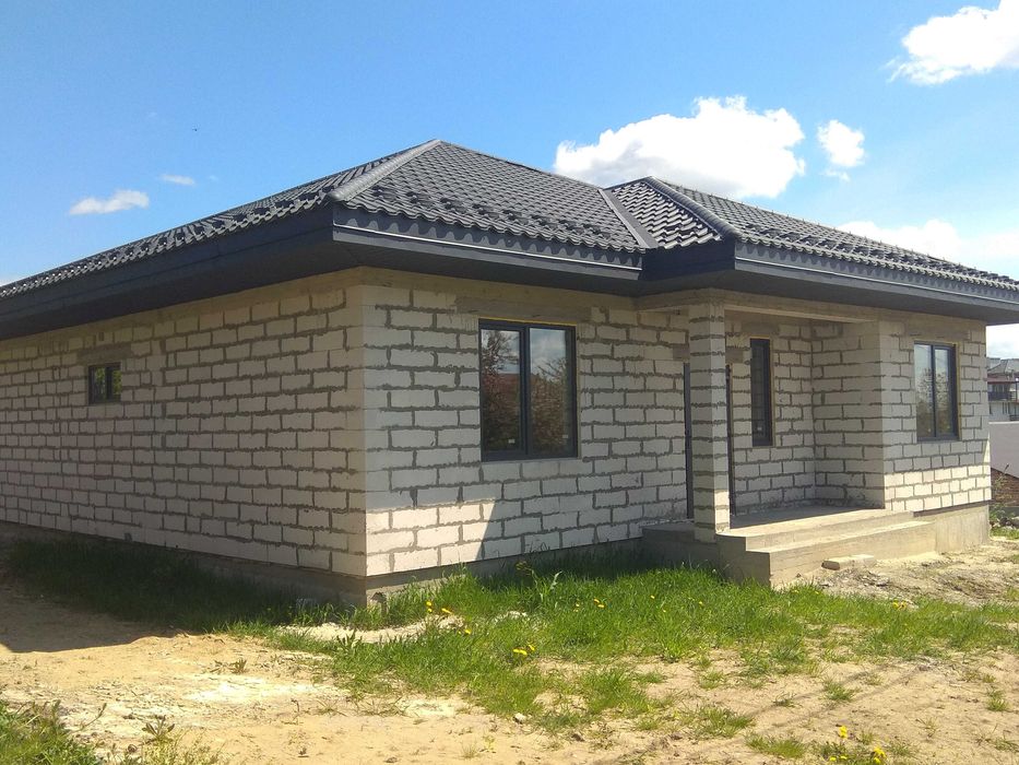 Одноповерховий будинок в Лезнево від власника