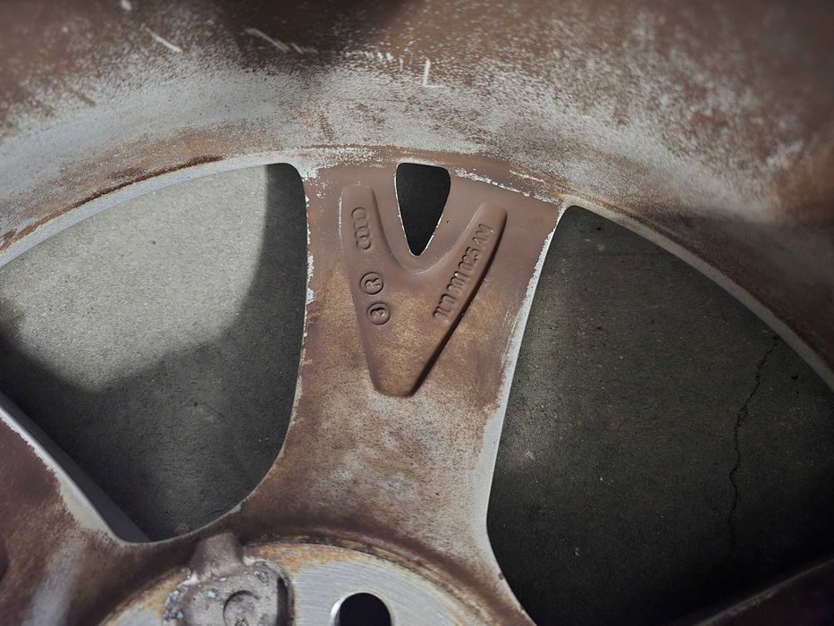 Jantes originais Audi 5X112 17 7,0JX17 ET43 - com pneus