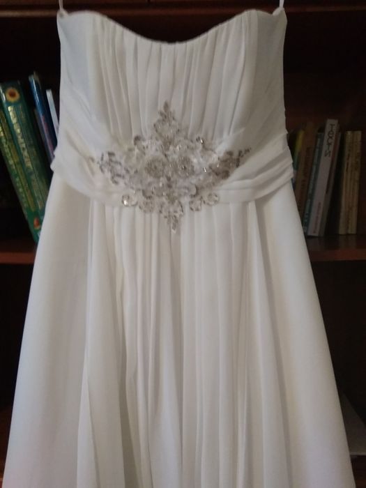 Продам весільну(випускну) сукню