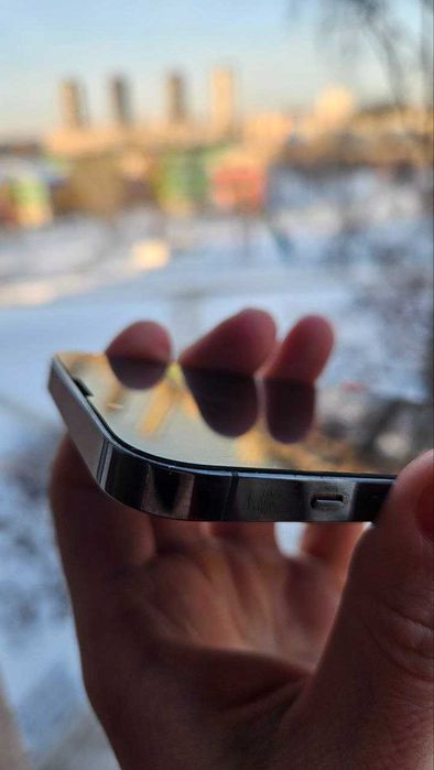 Повністю робочий iPhone 13 Pro 256 Гб, 86%, Face ID, neverlock