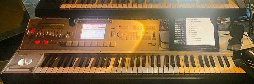 Teclado Korg M3 - 73 Xpanded – sons adicionais, ótimo estado