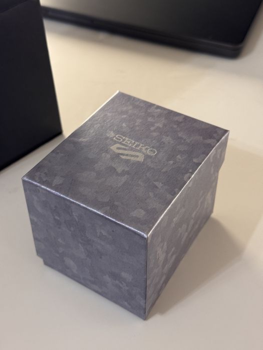 Seiko 5 Sports GMT SSK001K1 Bruce Wayne