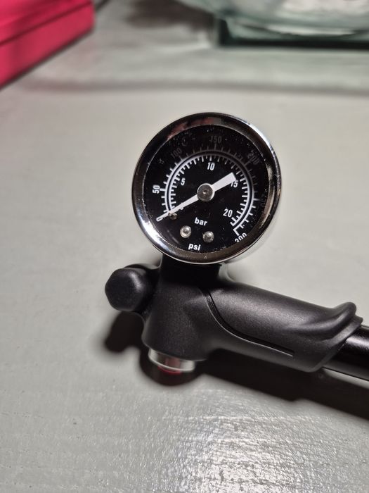 Bomba Gewage portátil para bicicleta