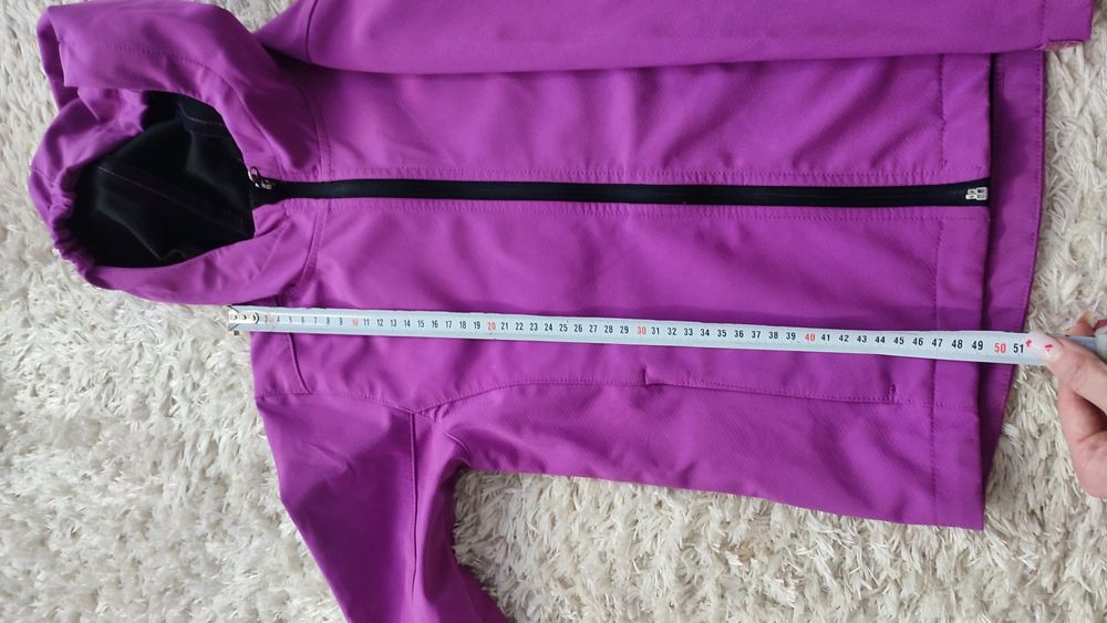 Куртка вітрова розмір 128