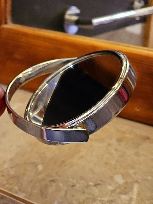 Lusterko makeup 2w1  powieksza 5x i zwykłe mirror