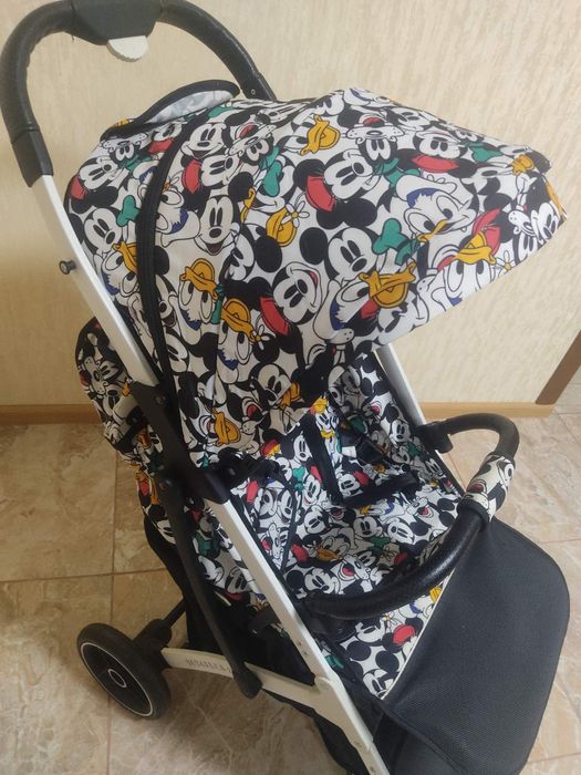 Продам прогулочну коляску