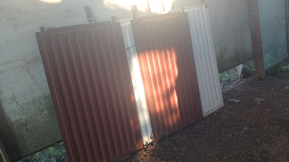 Радиатор металический 60см ×110см