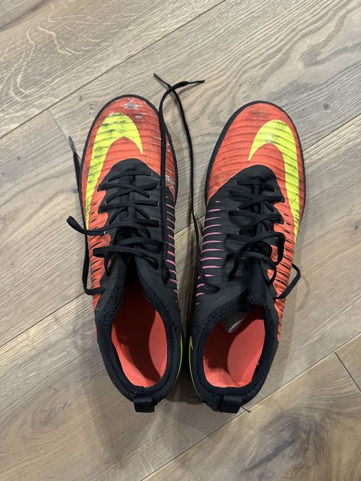 Футзалки NIKE 45 розмір