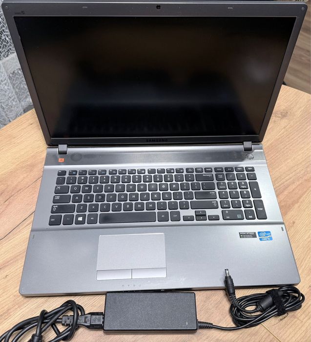 Samsung 550P7C i5-3210M/8GB/500/DVD-RW/Win10