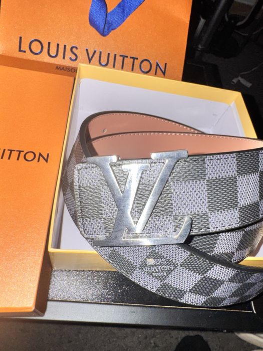 NOWY Pasek z logiem LV