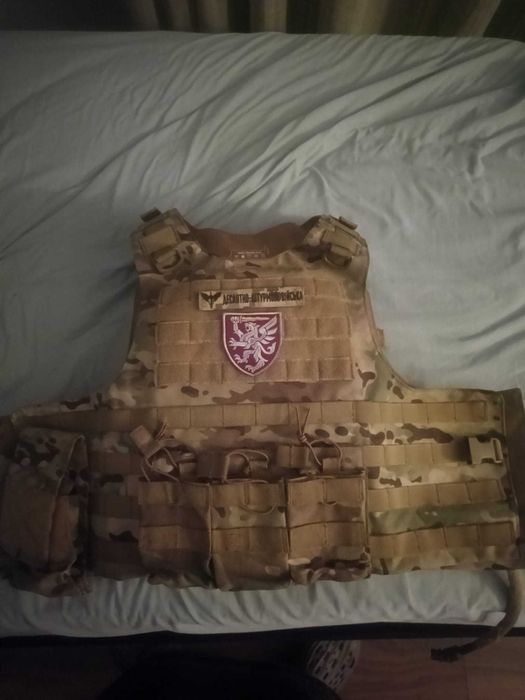 AIRSOFT COLETE/PC MULTICAM com flatpack e hidratação