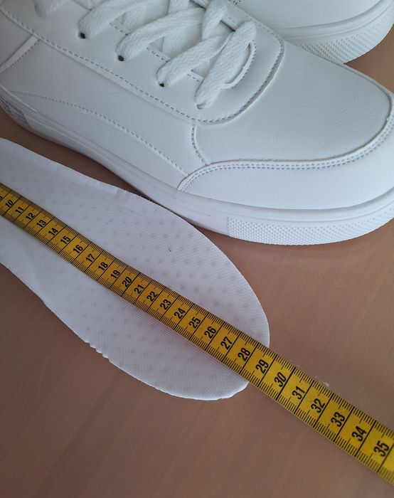 Białe damskie buty sportowe sneakersy  44,wkładka 28,3cm