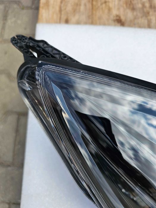 Reflektor Prawy Przód Opel Insignia A Lift Xenon