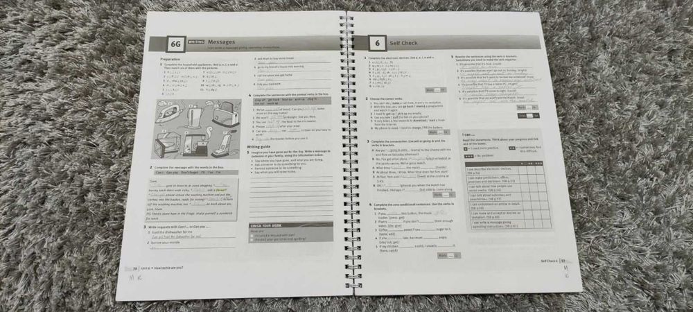 Solutions 2 ed Elementary, Pre-intermediate