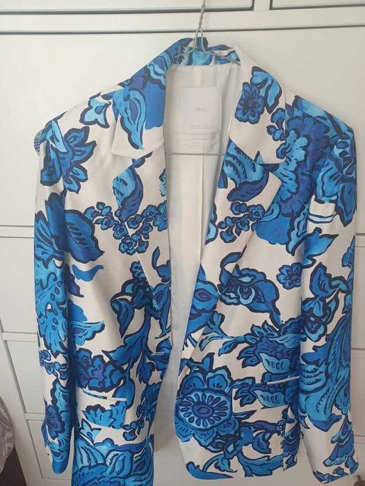 Blazer novo estampado barroco da Mango - tecido italiano