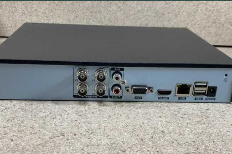 Охранная система на 4 камеры, комплект видеонаблюдения