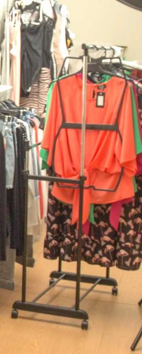 Suporte para Cabides Duplo