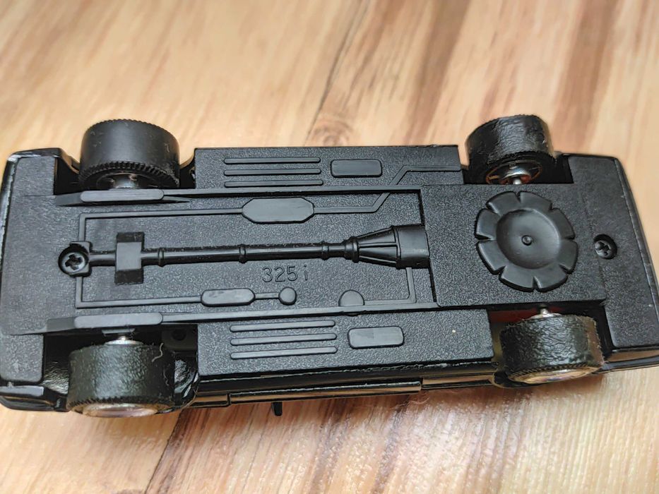 BMW E30 cabrio Model metalowy