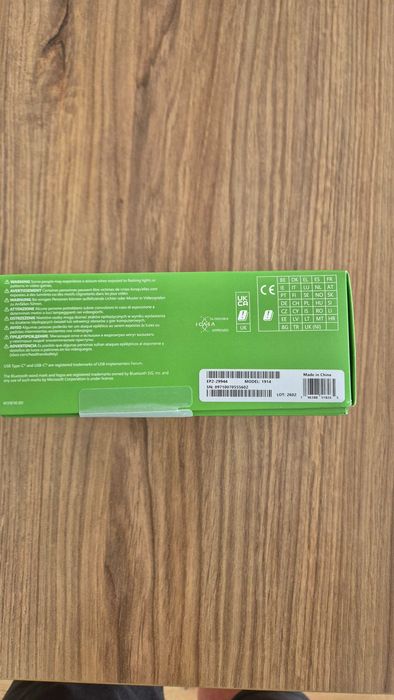 Nowy PAD XBOX Czarny  z kablem