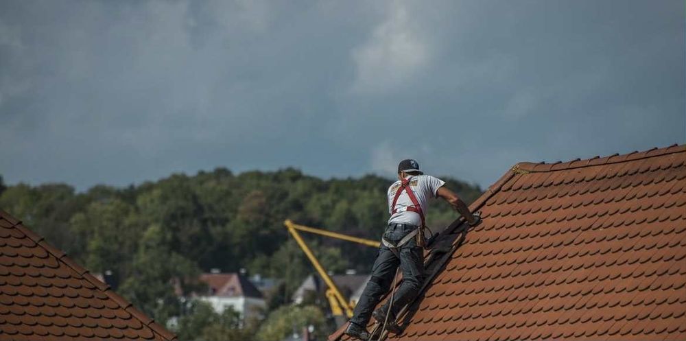 Uslugi dekarsko-blacharskie ! Naprawa dachu !