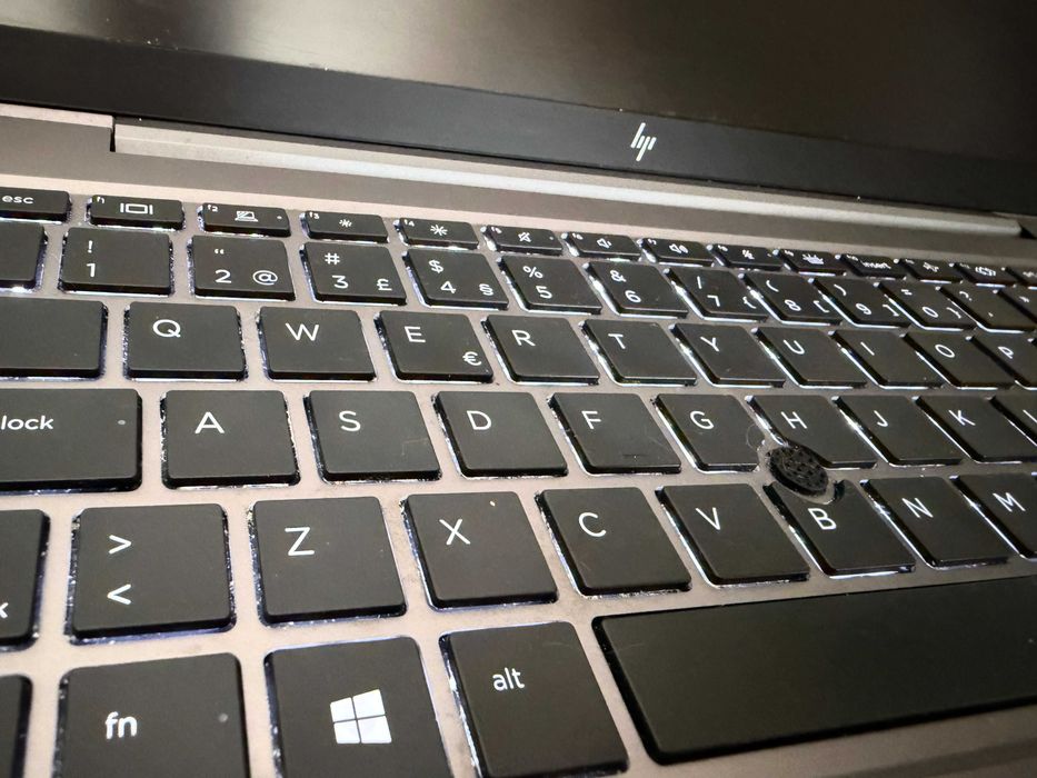 Zbook FireFly 14 G7|14"FullHD|i7-10510u|16Gb|512Gb|Quadro P520 c/4Gb|
