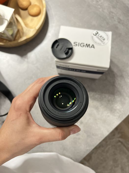 Obiektyw sigma 30mm f1.4 DCDN