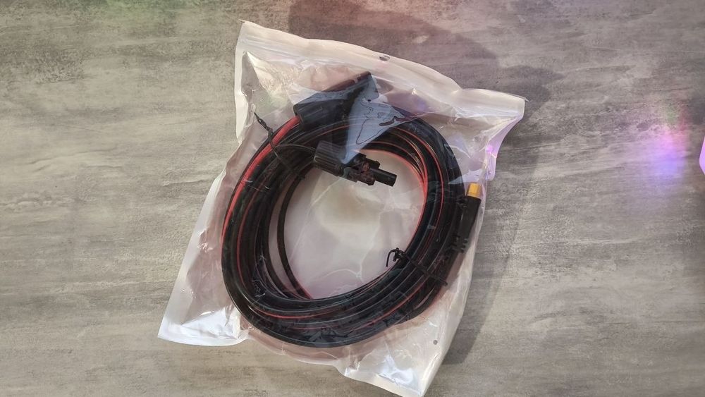 Перехідний кабель сонячної панелі 6м 12 AWG до XT60