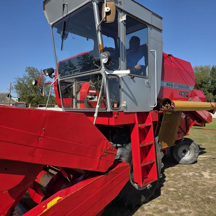 Комбайн Massey Ferguson 430 з Фінляндії