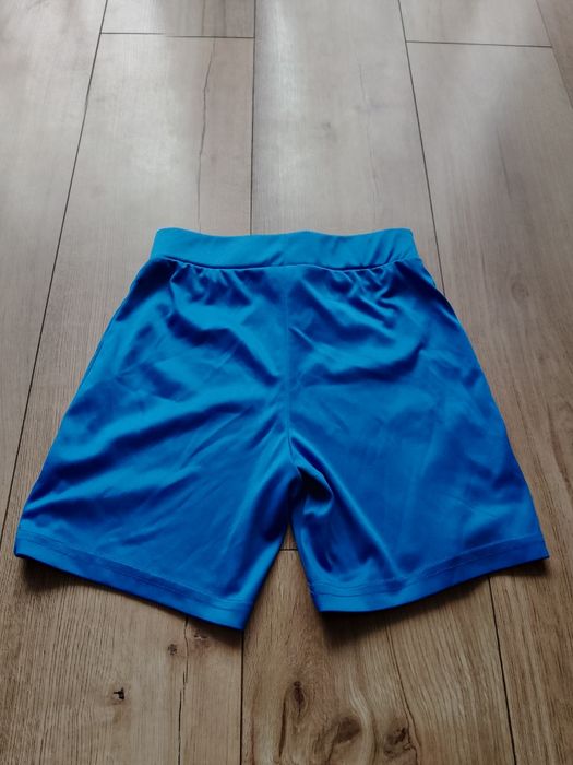 Krótkie spodenki piłkarskie Brazylia r 122