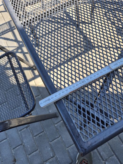 Meble ogrodowe stół plus 6 krzeseł