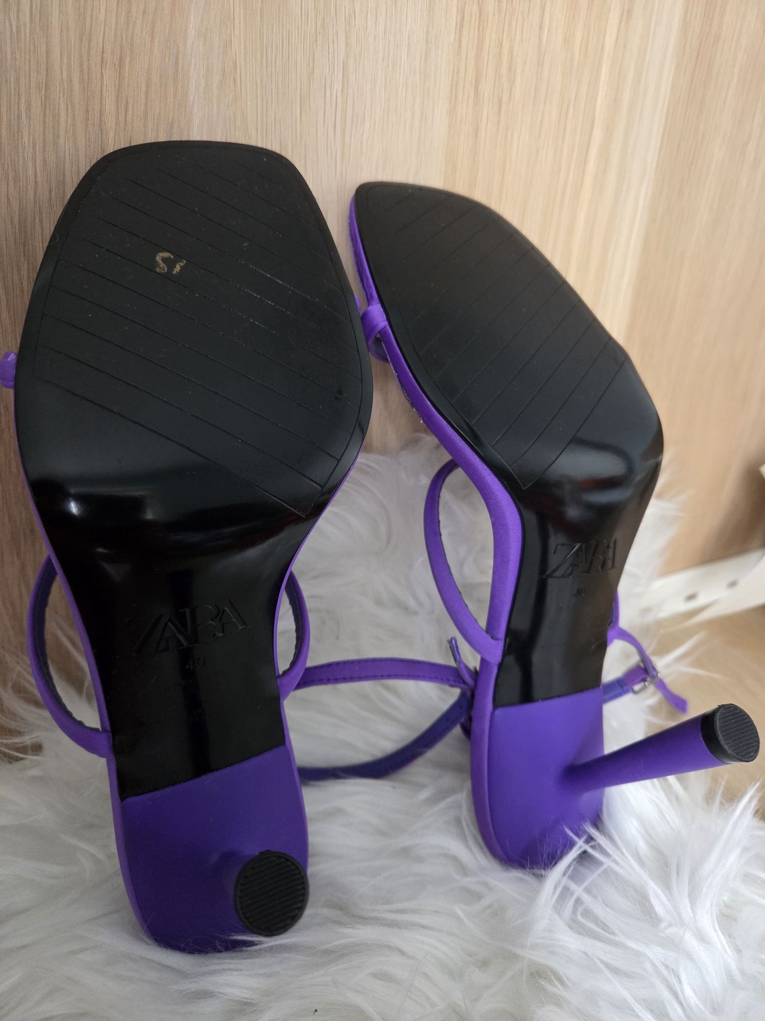 Szpilki Zara Warszawa Bemowo • OLX.pl