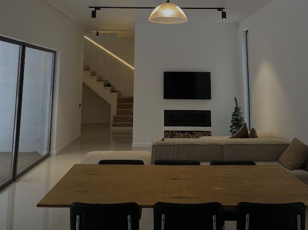 БЕЗ КОМИССИИ/Оренда / Будинок  Києво-Святошинський район, Малютянка