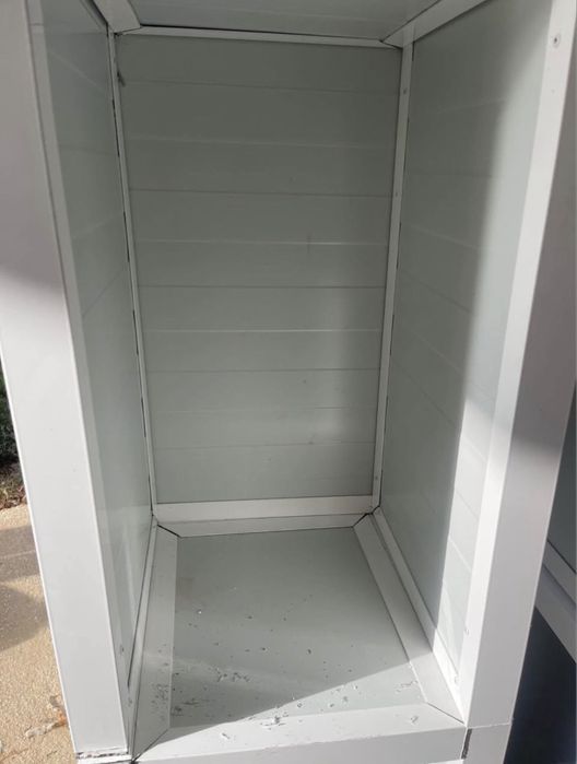 Caixas para bilhas do gás novas