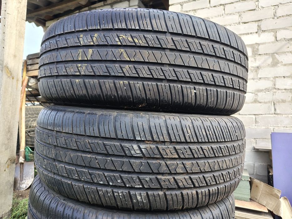 продам шини 225/60R18