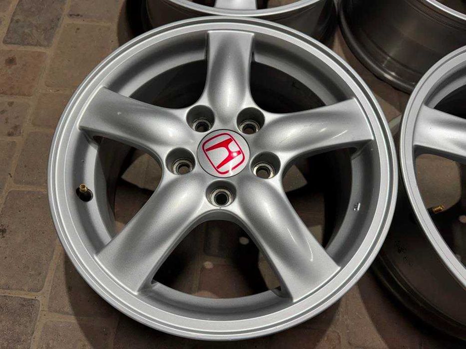 Диски R16 5x114.3 Honda Accord Civic Odyssey Elysion Torneo
