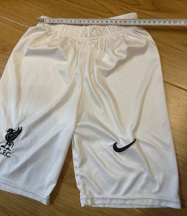 Дитячі білі футбольні шорти Nike Liverpool FC 2022/23 на 12-15 років