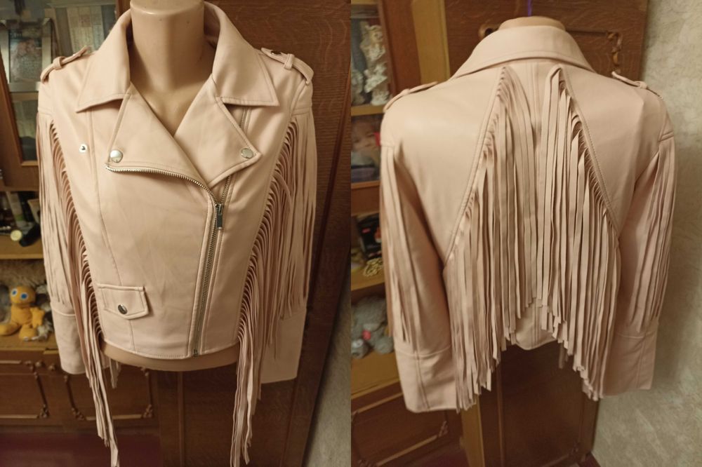 Трендова рожева мотокуртка косуха з бахромою - маст хев цього сезону S